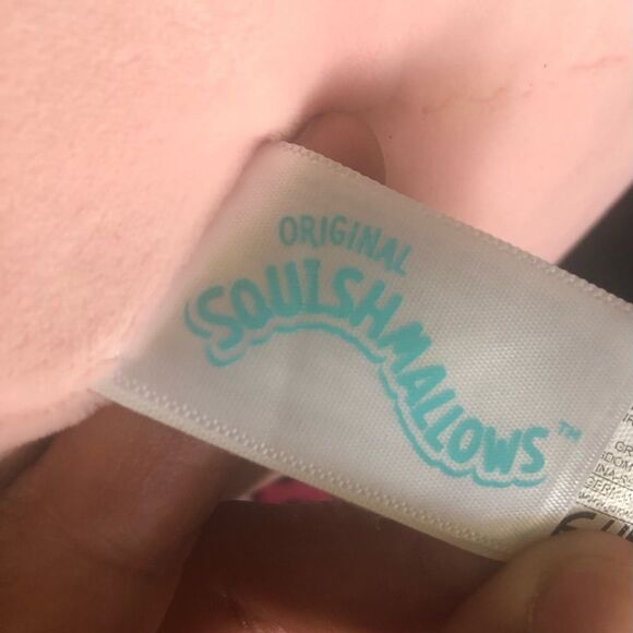 SQUISHMALLOWS Laura the cat soft stuffed animal toy kids - Picture 3 of 8